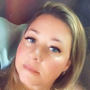 Meet your Posher, Karin